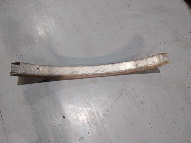 Recambio de refuerzo paragolpes delantero para volkswagen passat berlina (3b2) 2.3 v5 cat (agz) referencia OEM IAM   