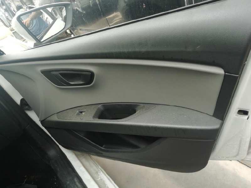 Recambio de guarnecido puerta delantera derecha para seat leon (5f1) reference ecomotive referencia OEM IAM   