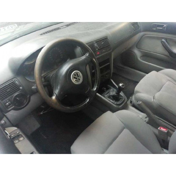 volkswagen golf iv berlina (1j1) del año 1999