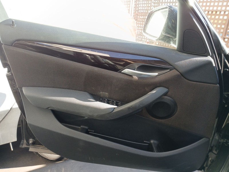 Recambio de guarnecido puerta delantera izquierda para bmw x1 (e84) sdrive 18 d referencia OEM IAM E2J79X  