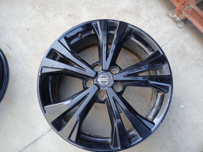 Recambio de llanta para nissan x-trail iii (t32_, t32r, t32rr) 1.3 dig-t referencia OEM IAM N768016  