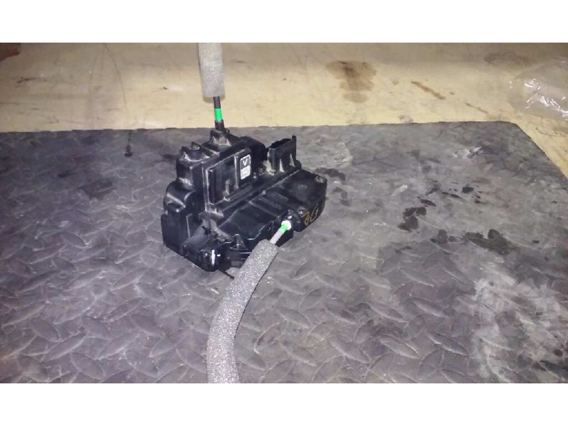 Recambio de cerradura puerta trasera derecha para nissan qashqai (j10) acenta referencia OEM IAM   