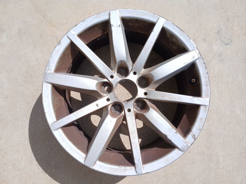 Recambio de llanta para bmw 3 touring (e91) 325 d referencia OEM IAM 6783632  