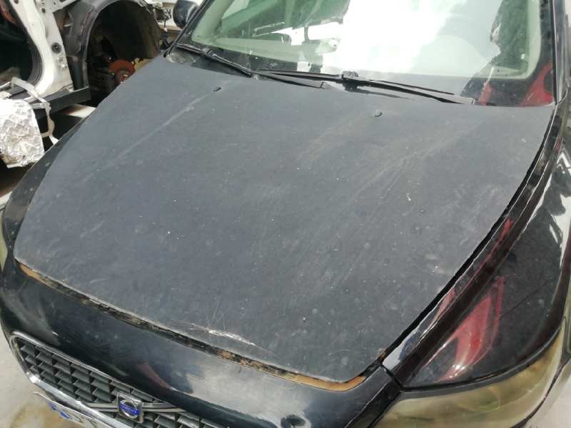 Recambio de capot para volvo s40 berlina 1.6 d kinetic referencia OEM IAM  PINTURA MAL 