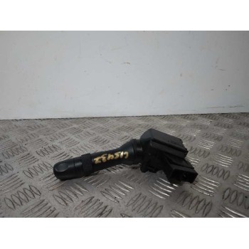 Recambio de mando limpia para toyota auris sport referencia OEM IAM 0242017F244  