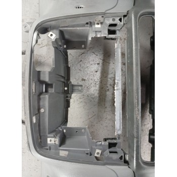 Recambio de salpicadero para mercedes-benz vito caja cerrada 6.03  111 cdi compacto (639.601) referencia OEM IAM A6396820098  