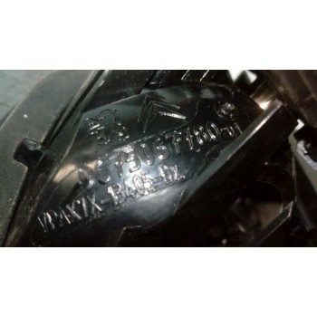 Recambio de piloto trasero izquierdo interior para citroën c5 berlina seduction referencia OEM IAM 9675067780 INT 