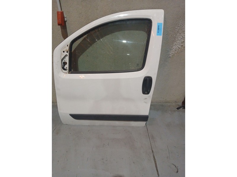 Recambio de puerta delantera izquierda para fiat fiorino básico familiar referencia OEM IAM   