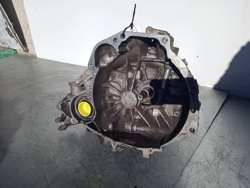 Recambio de caja casco para nissan almera (n16/e) 1.5 16v cat referencia OEM IAM 4M401 CASCO 