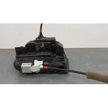 CERRADURA PUERTA TRASERA IZQUIERDA 