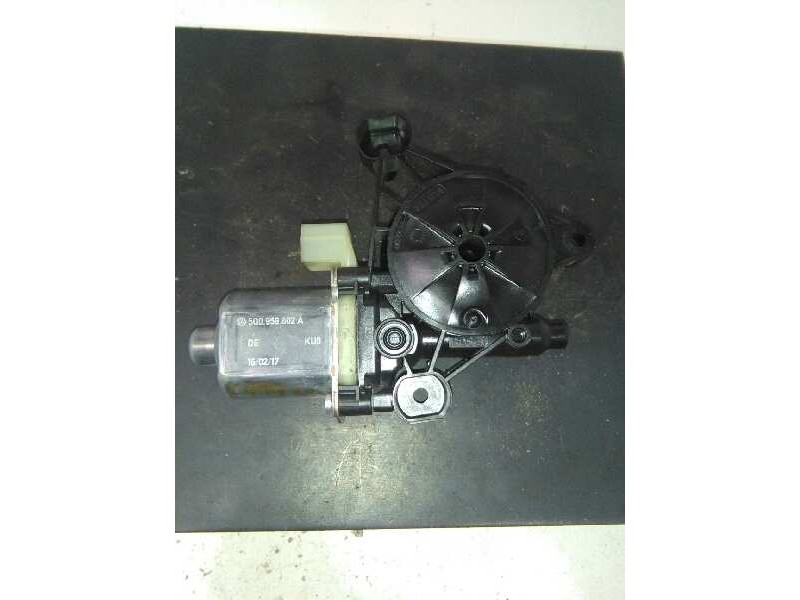 Recambio de motor elevalunas trasero derecho para volkswagen tiguan advance bmt referencia OEM IAM 5Q0959802A  