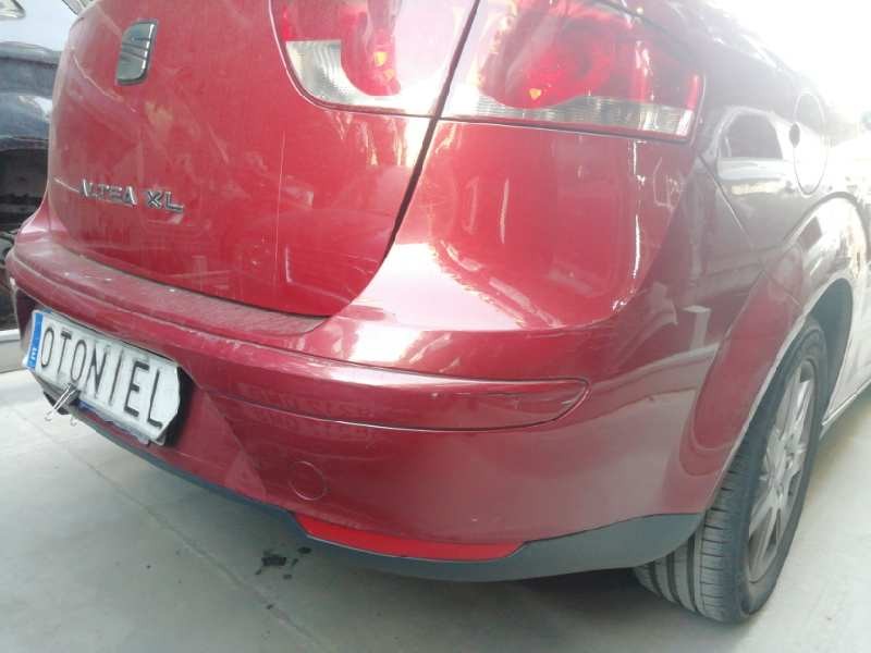 Recambio de paragolpes trasero para seat altea xl (5p5) 1.9 tdi referencia OEM IAM 5P8807421GRU TIENE ROCE 