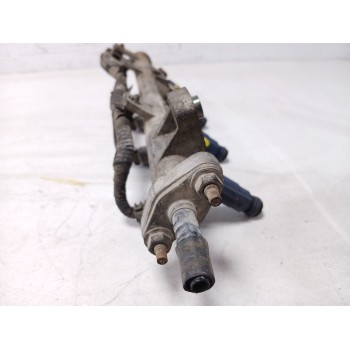 Recambio de rampa inyectora para kia picanto 1.1 cat referencia OEM IAM 3531002900  inyector azul