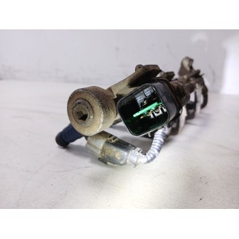 Recambio de rampa inyectora para kia picanto 1.1 cat referencia OEM IAM 3531002900  inyector azul