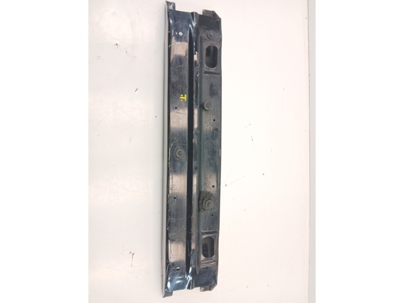 Recambio de refuerzo paragolpes delantero para chevrolet camaro 3.8 referencia OEM IAM   