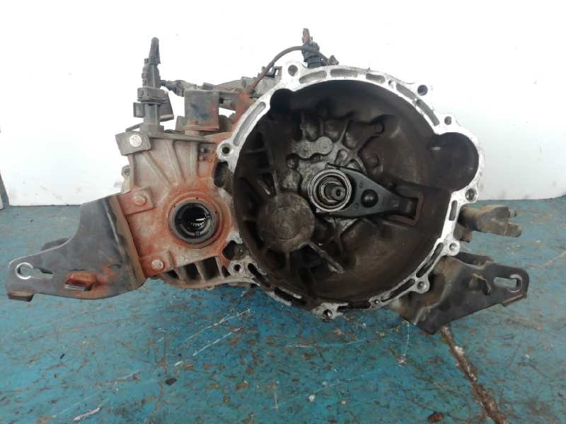 Recambio de caja cambios para kia cerato 1.5 crdi referencia OEM IAM S61767 B 193.000KM 5V