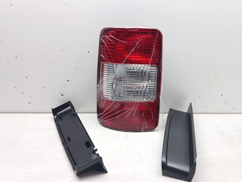 Recambio de piloto trasero izquierdo para volkswagen caddy ka/kb (2k) referencia OEM IAM 2K0945095P  