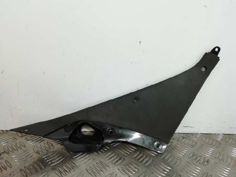 Recambio de moldura para honda cbr 650r cbr 650r referencia OEM IAM 64261MKND100  DELANTERA IZQUIERDA