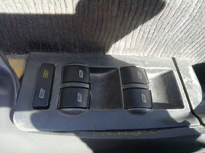 Recambio de mando elevalunas delantero izquierdo para audi a6 berlina (4b2) 2.5 tdi referencia OEM IAM 4B0959851 4 TECLAS 