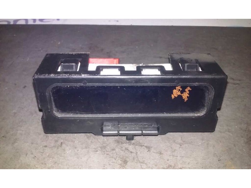 Recambio de display para renault megane ii classic berlina confort authentique referencia OEM IAM 8200107839  