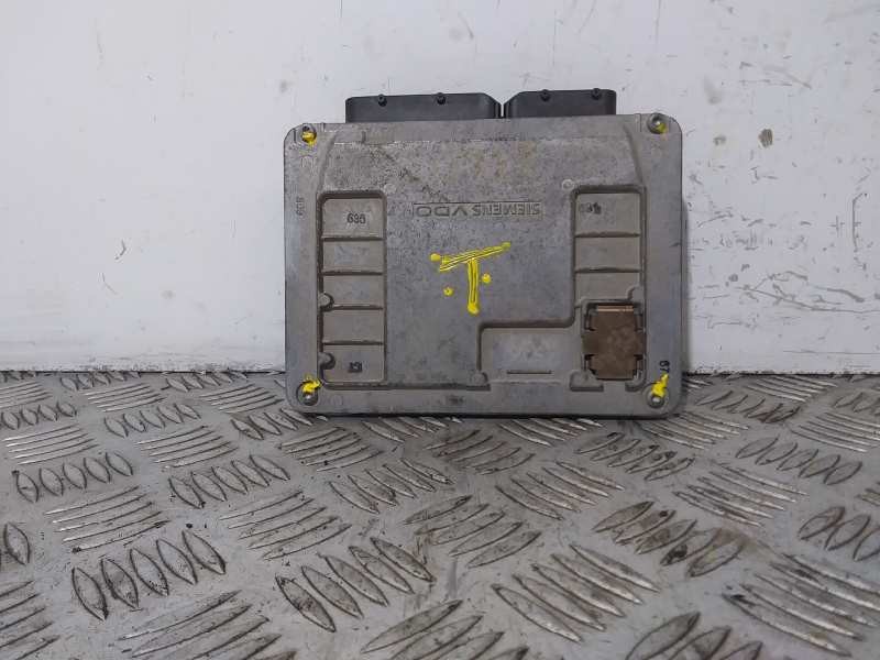 Recambio de centralita motor uce para seat leon (1p1) stylance / style referencia OEM IAM 06A906033FF  