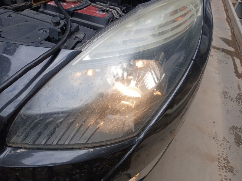 Recambio de faro izquierdo para renault grand scénic iii (jz0/1_) 1.9 dci referencia OEM IAM   