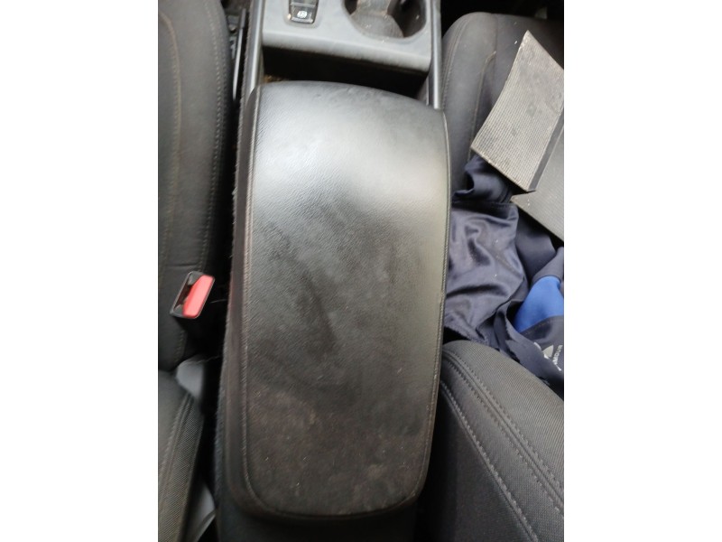 Recambio de apoyabrazos central para volvo xc40 (536) t5 plug-in hybrid referencia OEM IAM   