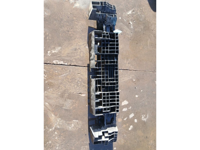 Recambio de refuerzo paragolpes trasero para chevrolet camaro 3.8 referencia OEM IAM   