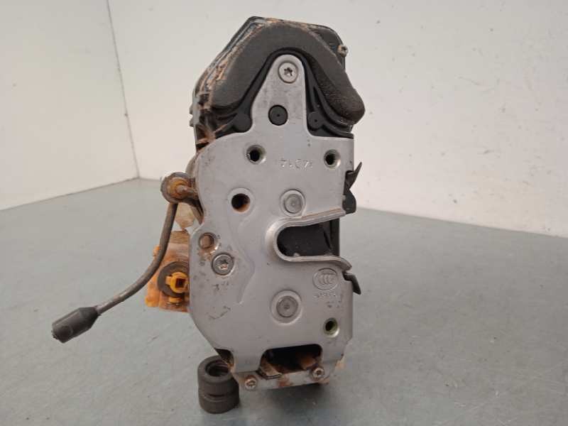 Recambio de cerradura puerta delantera izquierda para opel insignia sports tourer excellence referencia OEM IAM 13579522 1357949