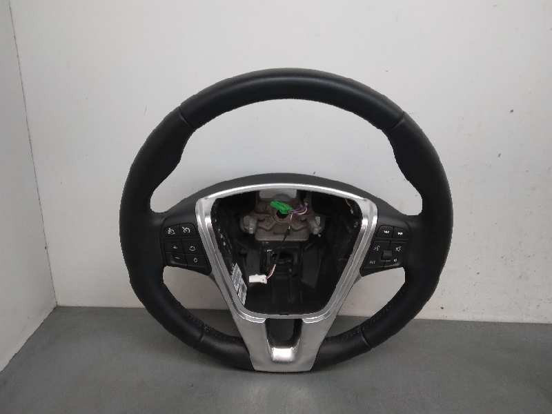Recambio de volante para volvo v40 inscription referencia OEM IAM 34220709A BUEN ESTADO 