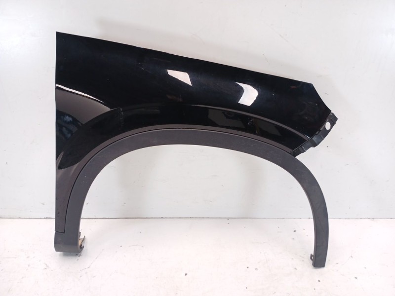 Recambio de aleta delantera derecha para omoda 5 referencia OEM IAM 55300031  