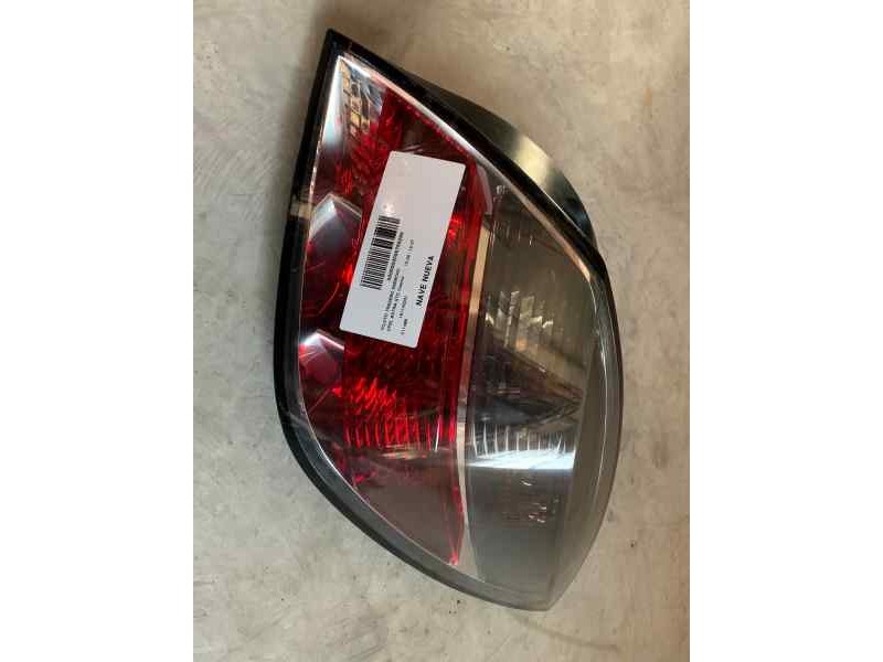 Recambio de piloto trasero derecho para opel astra gtc cosmo referencia OEM IAM 161142201 AHUMADO ALGO ROZADO