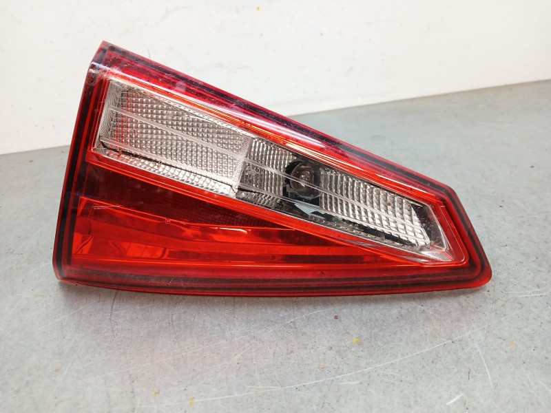 Recambio de piloto trasero derecho interior para seat arona (kj7, kjp) 1.0 tsi referencia OEM IAM 6F9945094D  