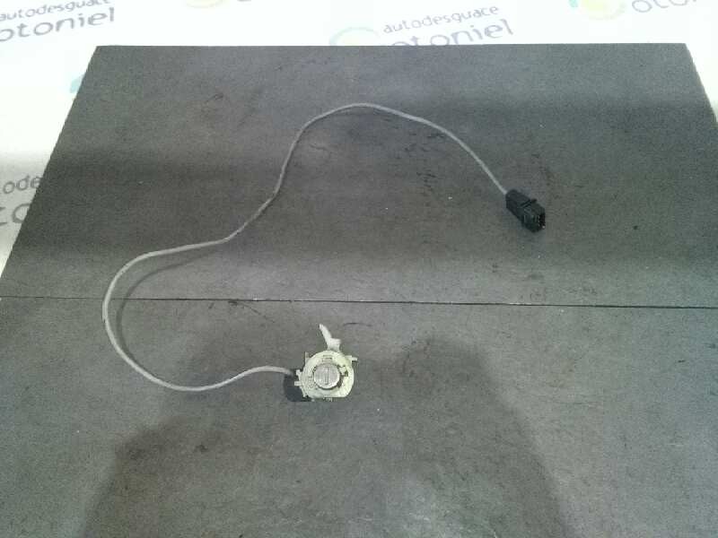 Recambio de bombin puerta delantera derecha para audi a4 berlina (b5) 1.8 referencia OEM IAM   