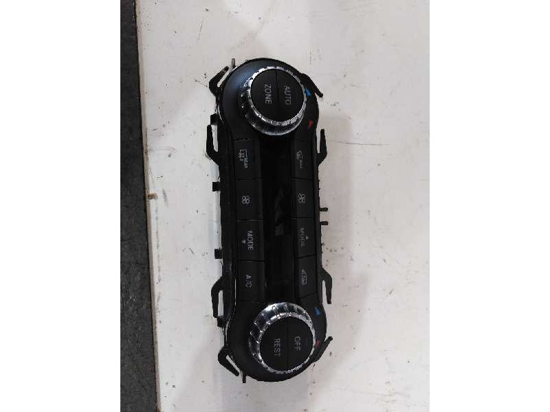 Recambio de mando climatizador para mercedes-benz clase gla (w156) gla 200 cdi (156.908) referencia OEM IAM A2469008415 24690084
