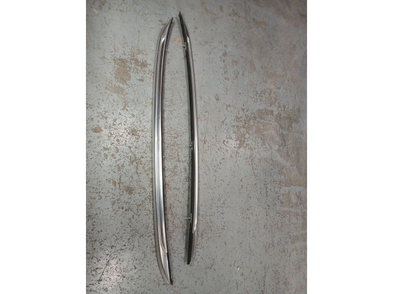 Recambio de barras techo para bmw x1 (e84) sdrive 18 d referencia OEM IAM 4000207400  4000207401