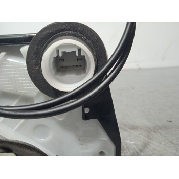 Recambio de cerradura puerta delantera derecha para toyota yaris hybrid active referencia OEM IAM 690300D550 6 PIN 5PTAS