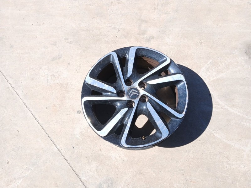 Recambio de llanta para citroën c4 picasso ii 1.6 bluehdi 120 referencia OEM IAM 9813863177 X1 