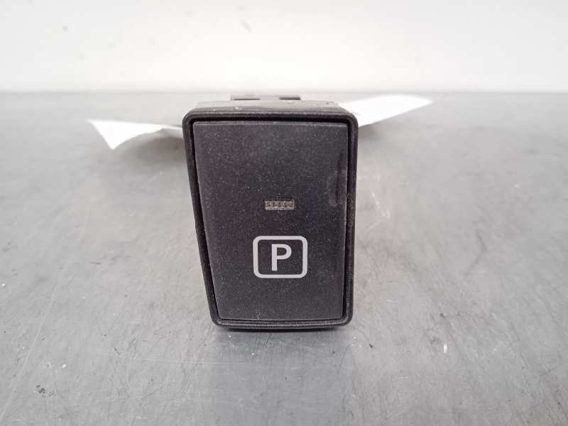 Recambio de freno de mano electrico para lexus ct 200h referencia OEM IAM 15C315 PULSADOR 