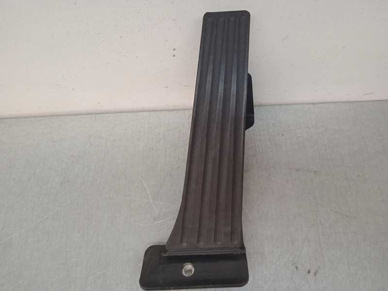Recambio de potenciometro pedal para bmw serie m2 coupe (f87) basis referencia OEM IAM 35426853175 6853175 6 PINS