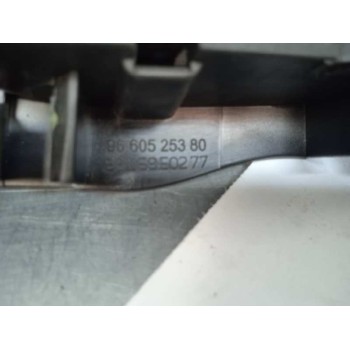 Recambio de maneta interior trasera derecha para peugeot 308 allure referencia OEM IAM 9660525380 106927493 