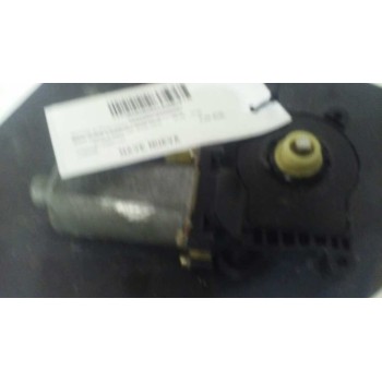 MOTOR ELEVALUNAS TRASERO IZQUIERDO 0130821727 2 PINS 