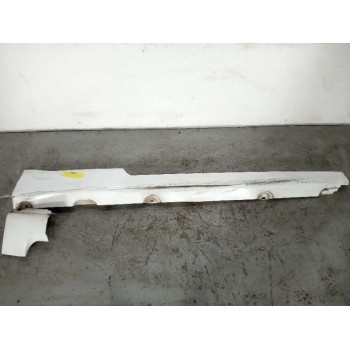 FALDON LATERAL 3 PUERTAS 