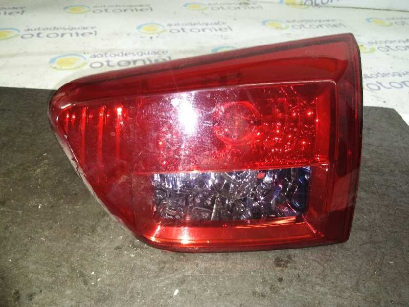 Recambio de piloto trasero derecho interior para peugeot 4007 premium referencia OEM IAM   INTERIOR