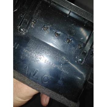 Recambio de aireador para lexus ct 200h referencia OEM IAM 5567076010 CENTRAL 5567076010