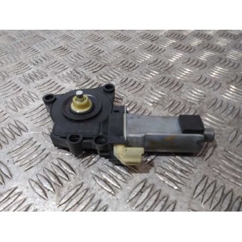 Recambio de motor elevalunas delantero izquierdo para kia carens (un) 2.0 crdi referencia OEM IAM   