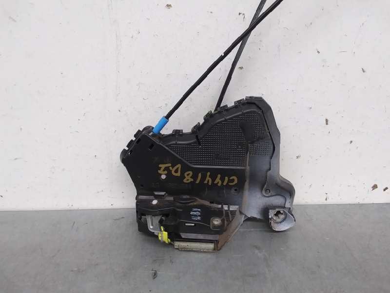 Recambio de cerradura puerta delantera izquierda para toyota auris hybrid active referencia OEM IAM  6 PIN 