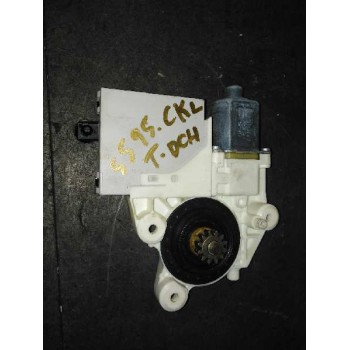 MOTOR ELEVALUNAS TRASERO DERECHO 0130822218 