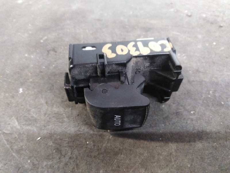 Recambio de mando elevalunas delantero derecho para lexus ct 200h referencia OEM IAM 8724N31  8724N31
