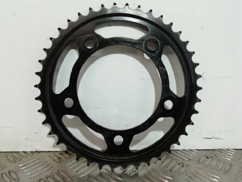 Recambio de despiece motor para honda cbr 650r cbr 650r referencia OEM IAM  42 DIENTES 22 CM DIÁMETRO PIÑON